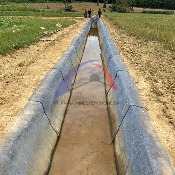 Pelapis Saluran Irigasi Kalimantan Selatan (8)