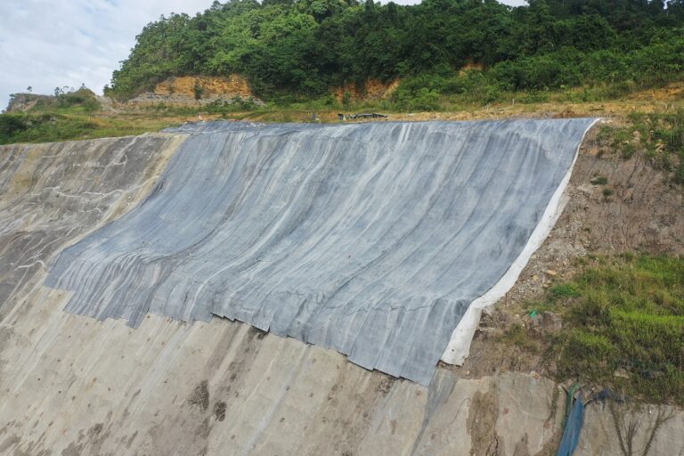 Jenis Material Pelapis Saluran Drainase